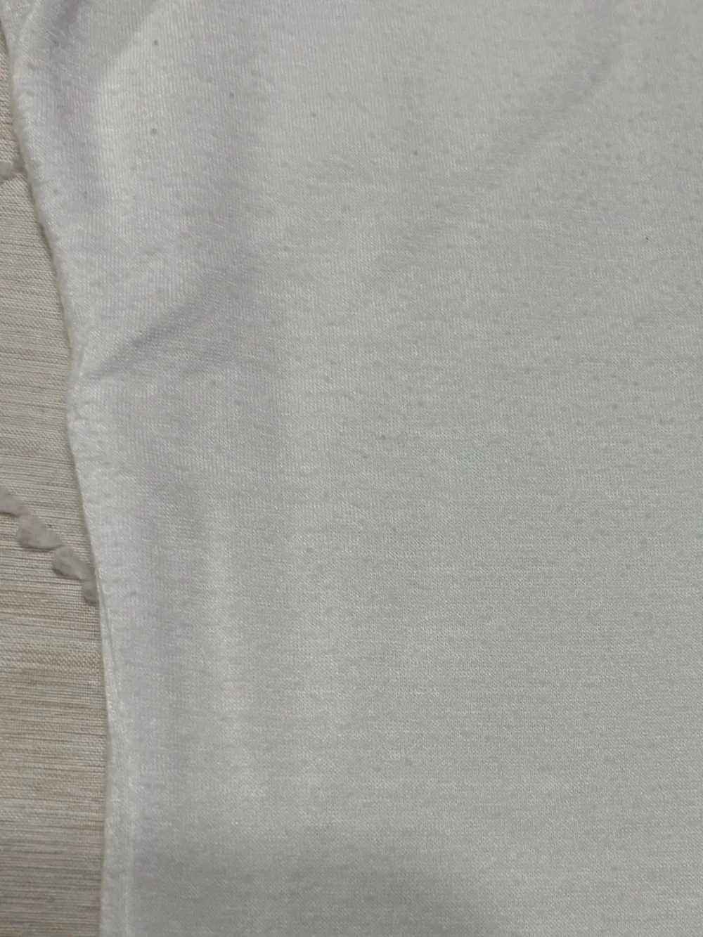 Excellent used condition Bebe T shirt Size Large - Picture 6 of 6